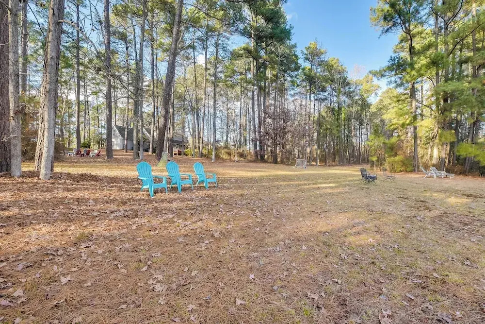 Durham Rare Waterfront Gem: Close to Everything!