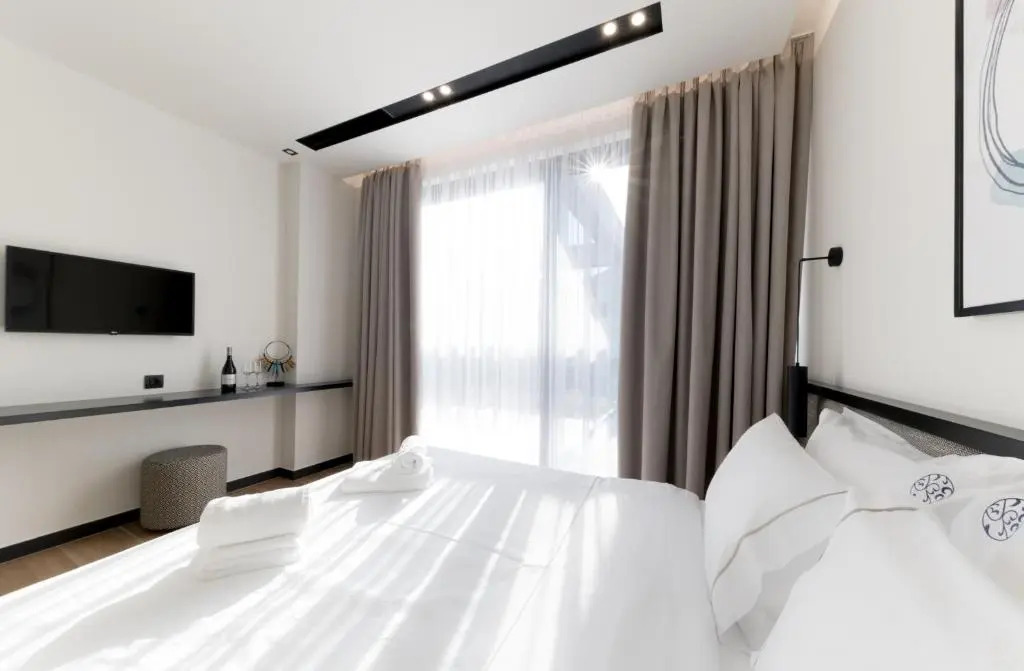Vida Omirou Residences