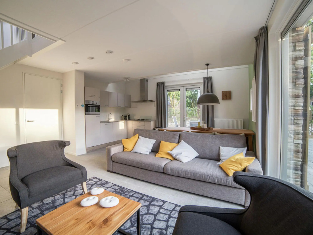 Comfortable Villa 4 km. From Maastricht