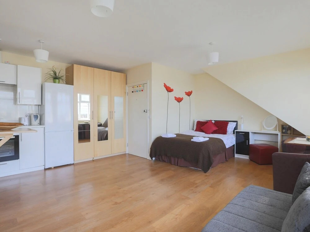 Beautiful Studio Flat in Harrow 42c
