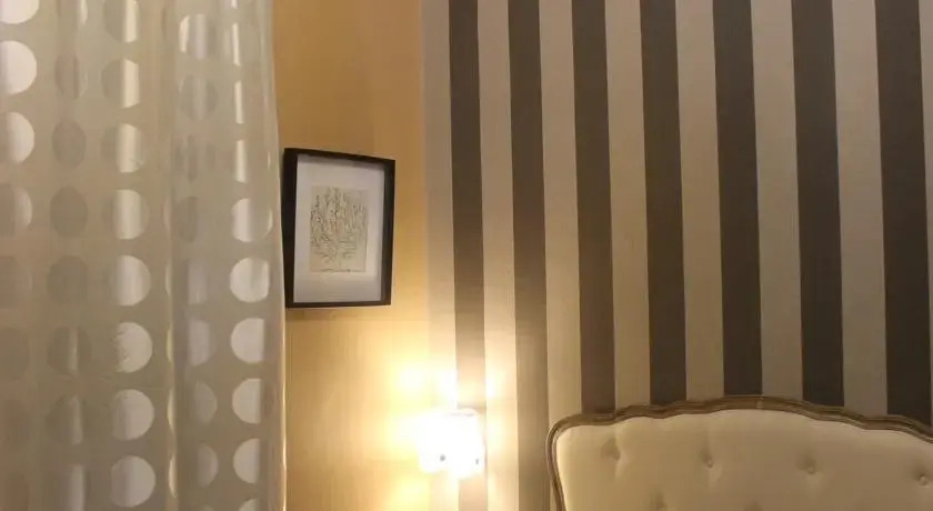 Suites Villa Tower