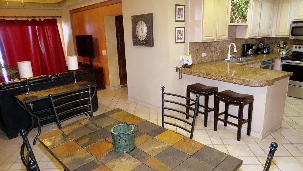 Baja 305 - 2 Br Condo