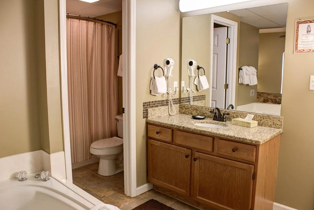 Whispering Pines 443