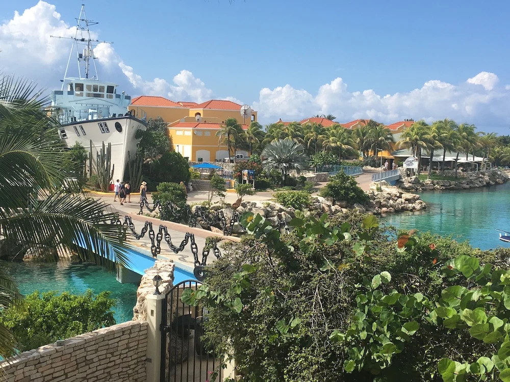 Ocean Apartments