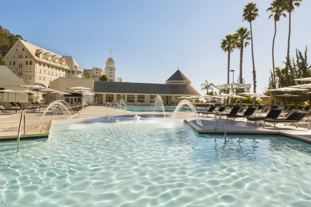 Claremont Resort & Club