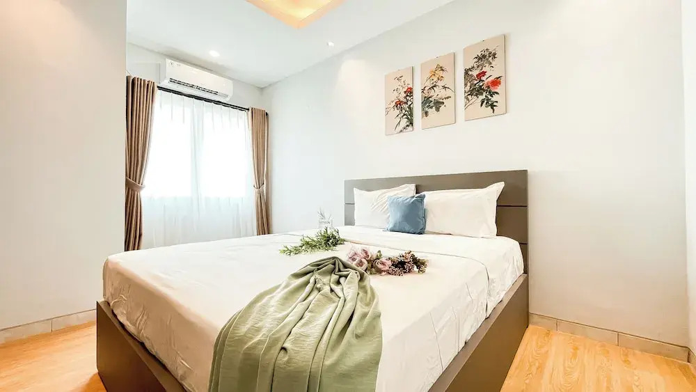 Neutral Cozy Stay Studio Apartment At Margonda Residence 1