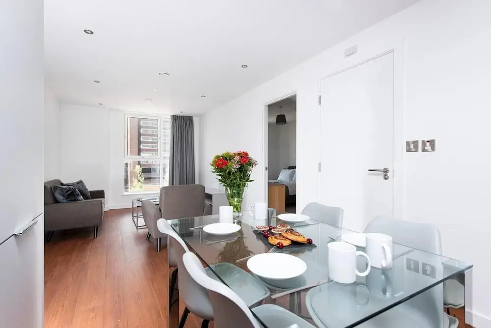 Modern and Stylish 1BR apartment