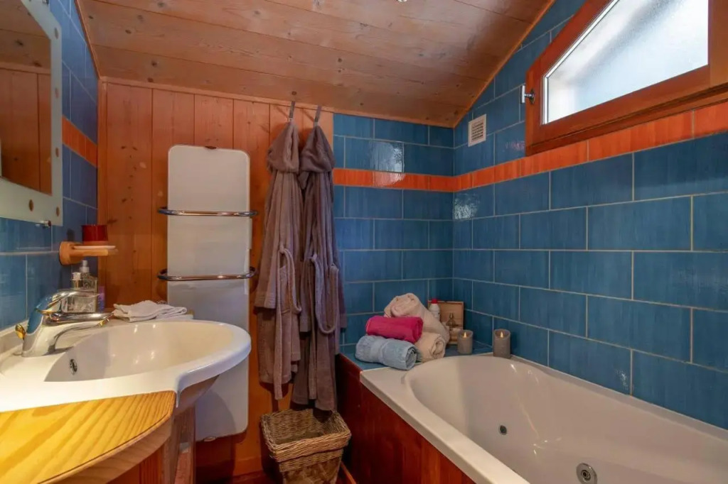 Chalet Dreamtime (Adults Only)