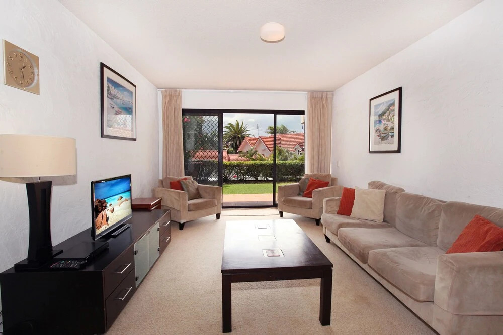 Warroo Apartments