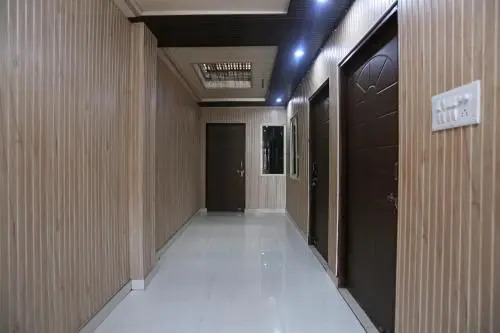 A2zroomz Om Mukunda Guest House
