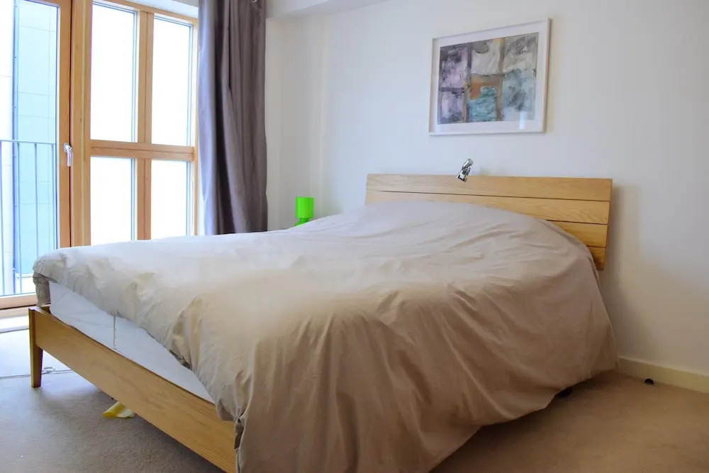 1 Bedroom Flat With Balcony In Camden Town