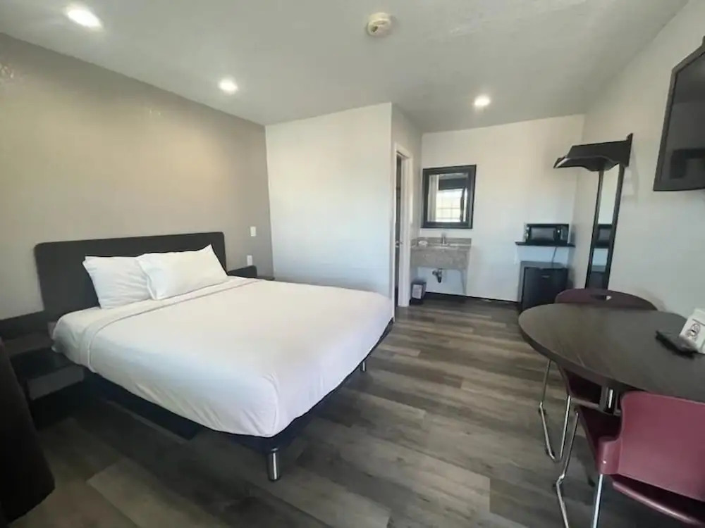 High Desert Inn