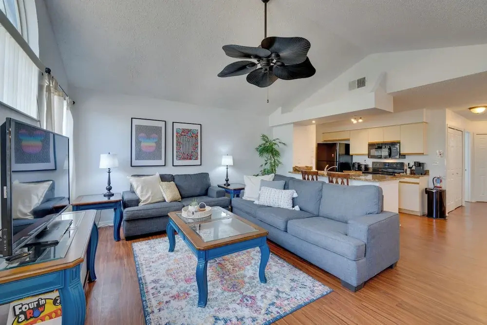 Kissimmee Condo: Community Pool, Close to Parks