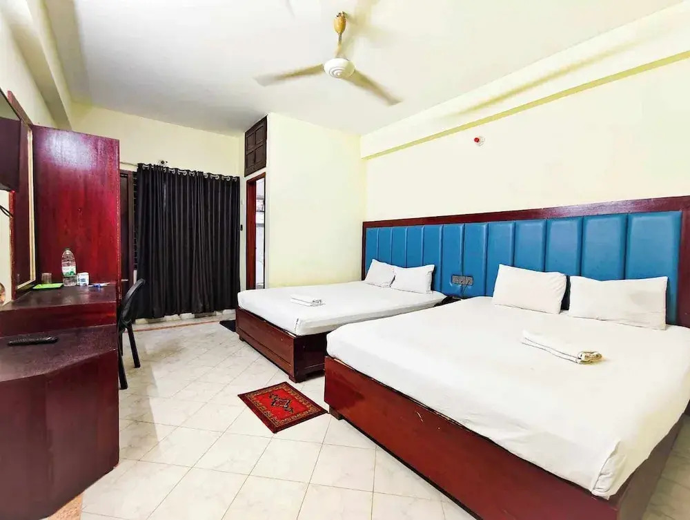 Urmee Guest House