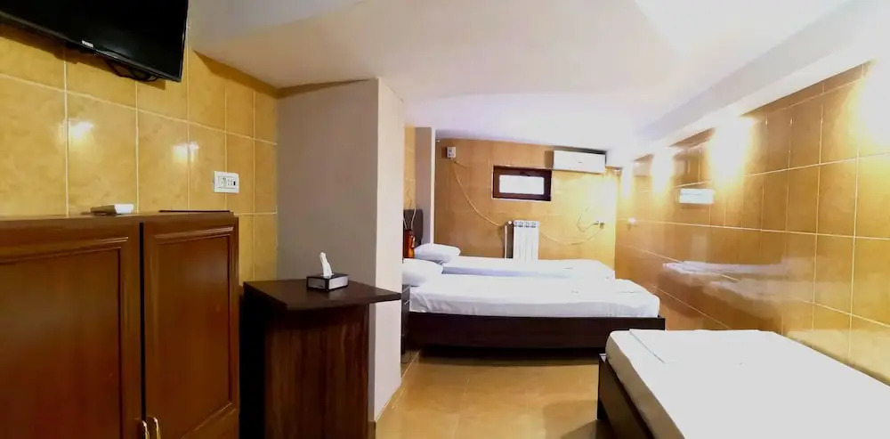 Prime Hotel & Hostel