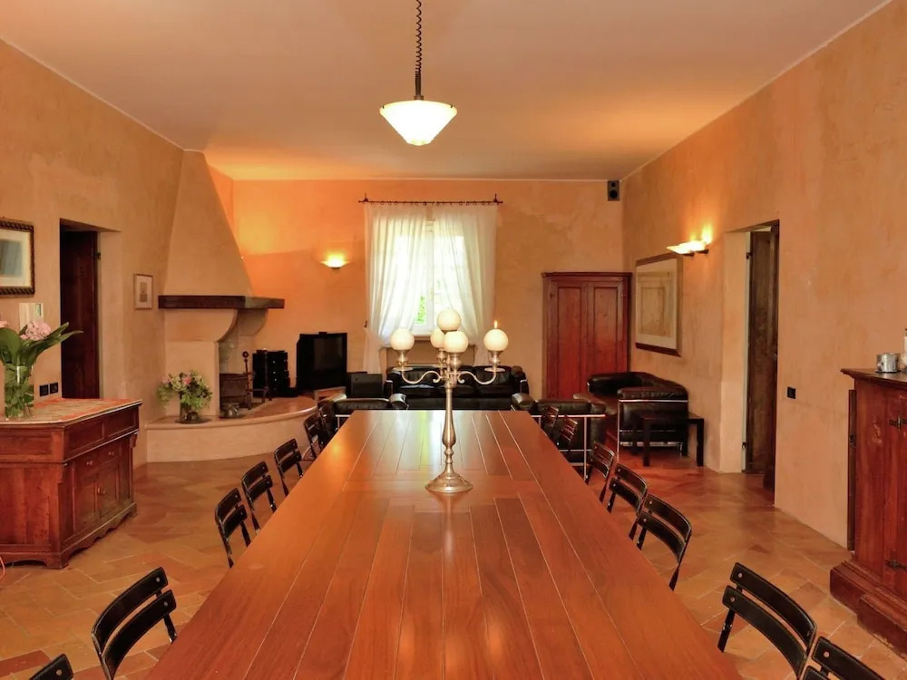 Holiday Home Dei Pavoni, Montemaggiore With Private Pool