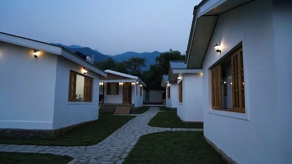 Saanjh Cottages - Hotel in Bir Billing