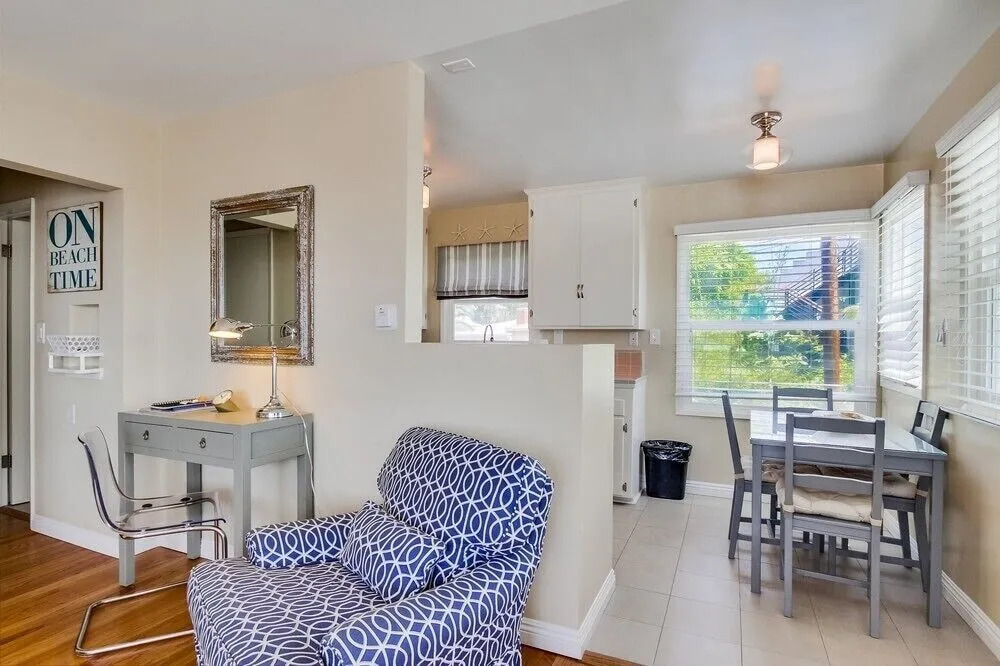 Pacific Shores I 2 Bedrooms 1 Bathroom Condo