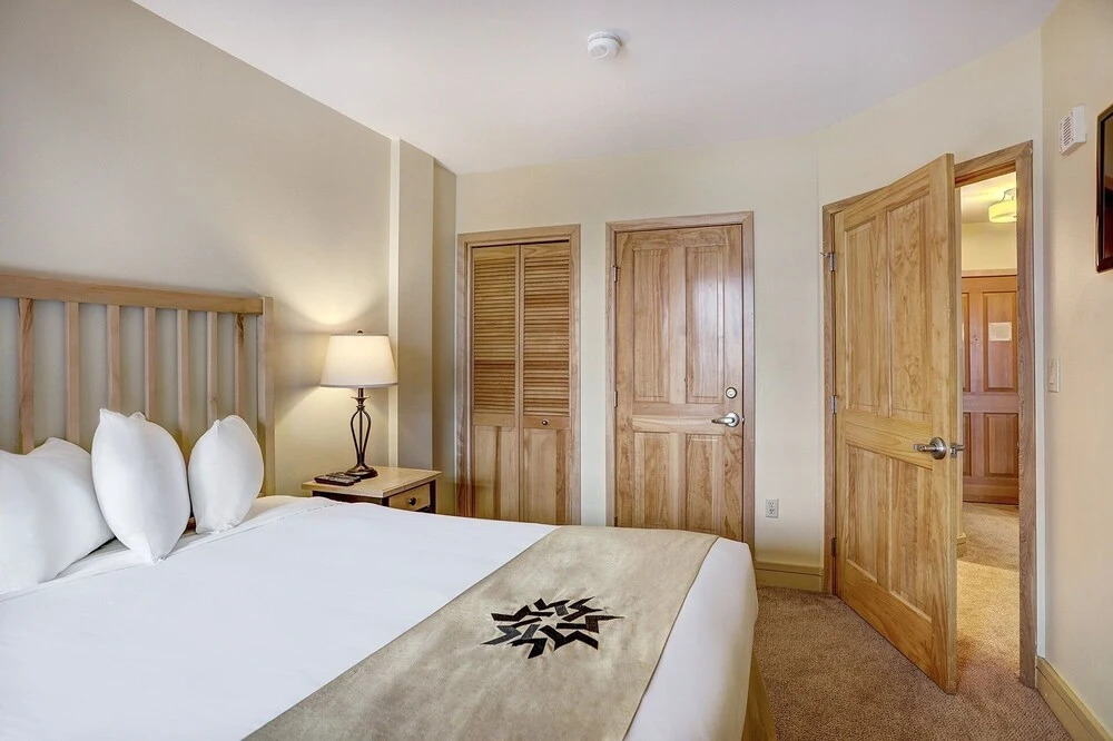 8231 Silver Mill 2 Bedroom Condo by RedAwning