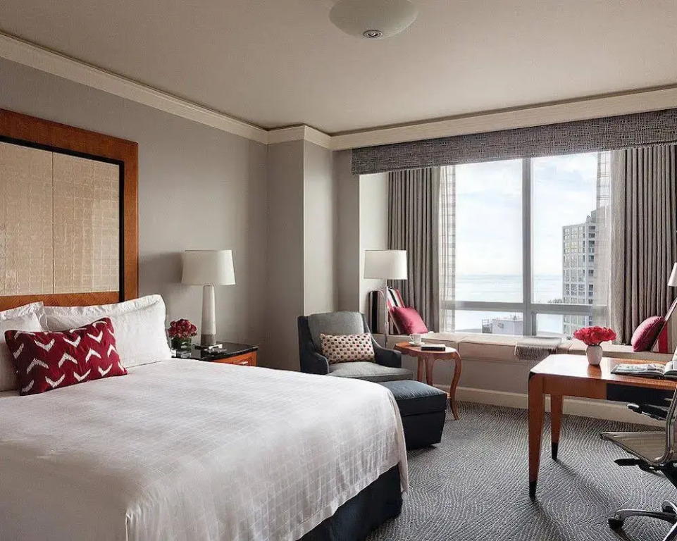 Four Seasons Hotel Miami