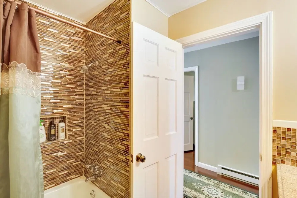 Great for Families: Waterville Retreat w/ Yard!