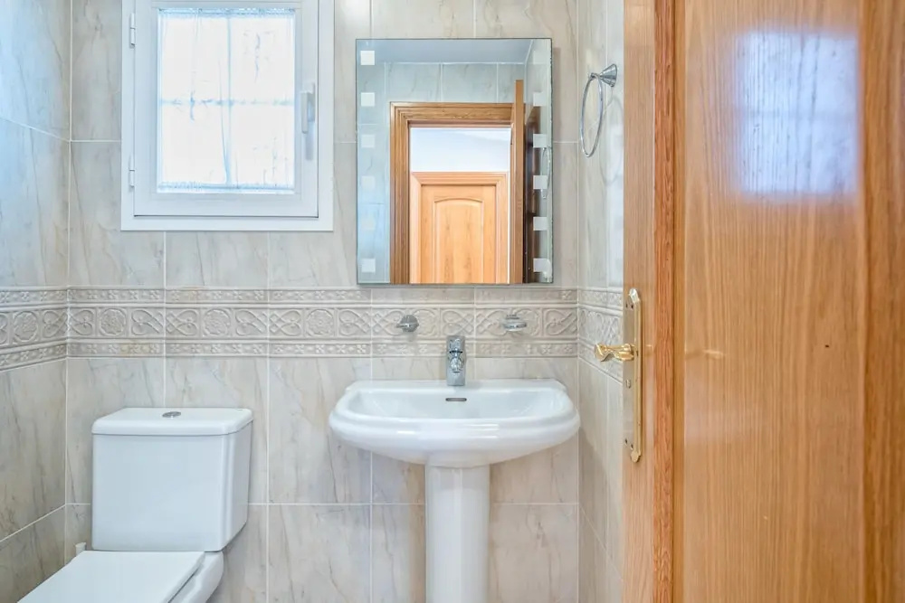 Rincón del Golf - Luxury 3BR Townhouse With Roof Solarium, Terrace, 10 min Walk to the Beach, Wifi