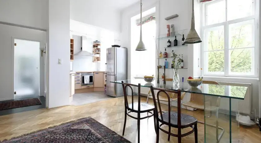 Duplex with Sauna and Garden Edelhofgasse