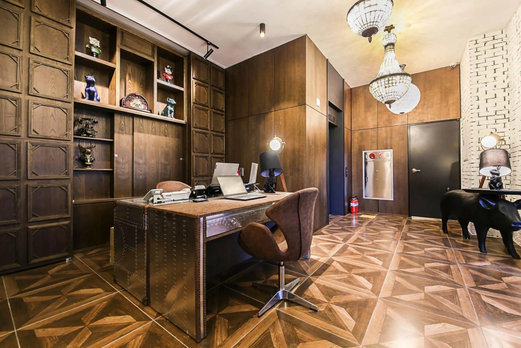Lerocherrouge Hotel