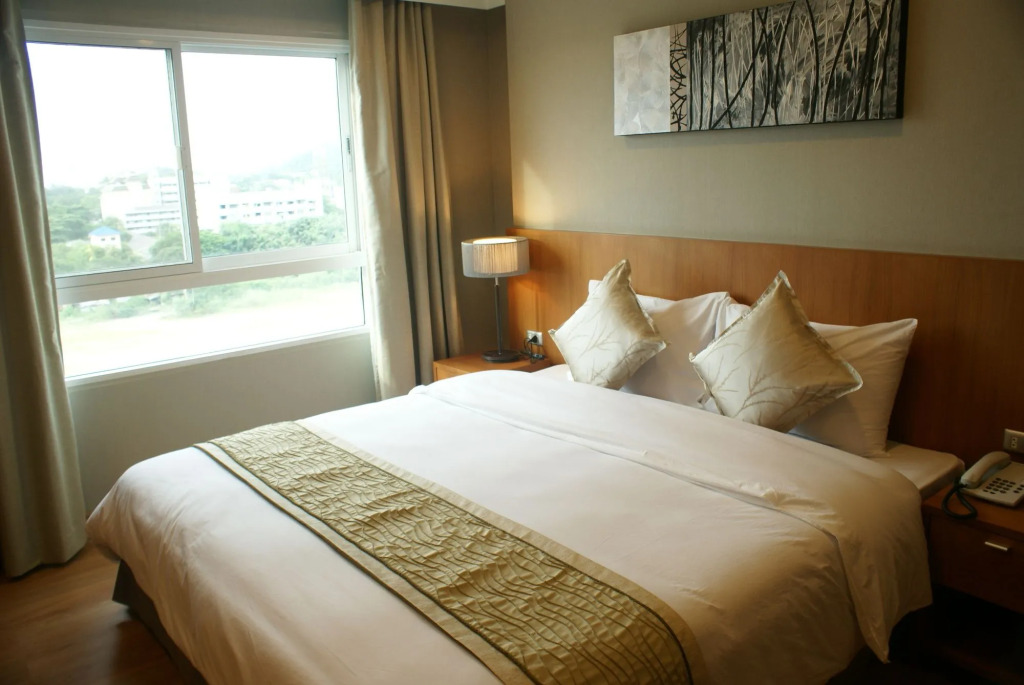 Pacific Park Hotel