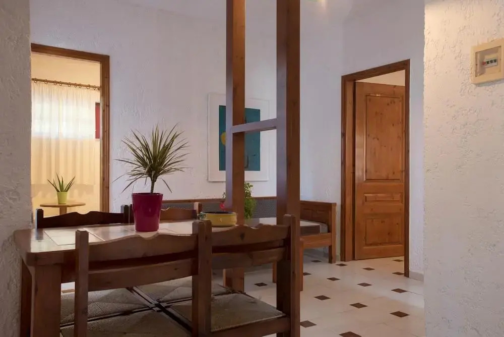 Proimos Apartments