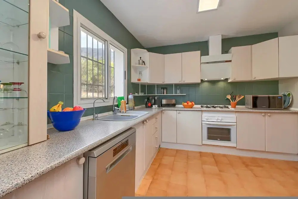 Viggo in J vea With 2 Bedrooms and 2 Bathrooms