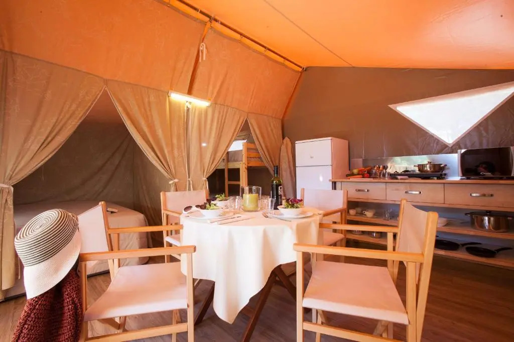 Camping Estival Torre de la Mora