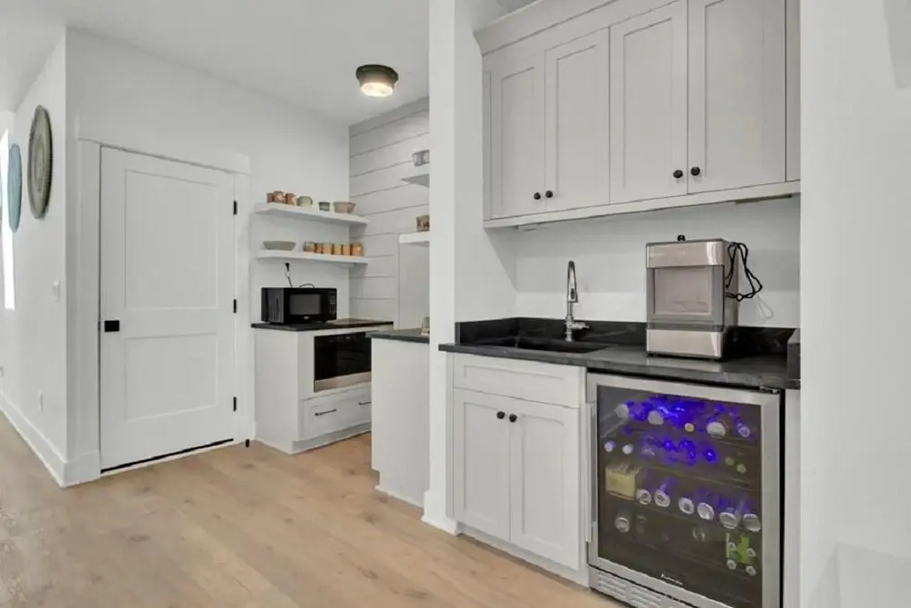 15 on 57th by Wild Dunes, Luxury Home Close to Resort Core With Amenity Access, Isle of Palms