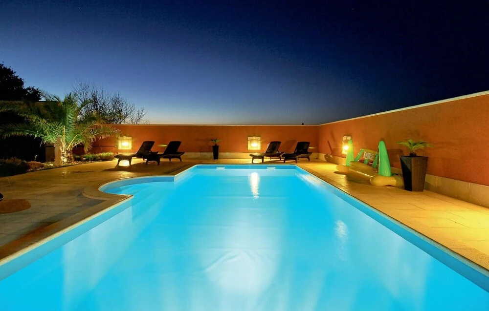 Amazing Apartment in Kosinozici With 1 Bedrooms, Wifi and Outdoor Swimming Pool