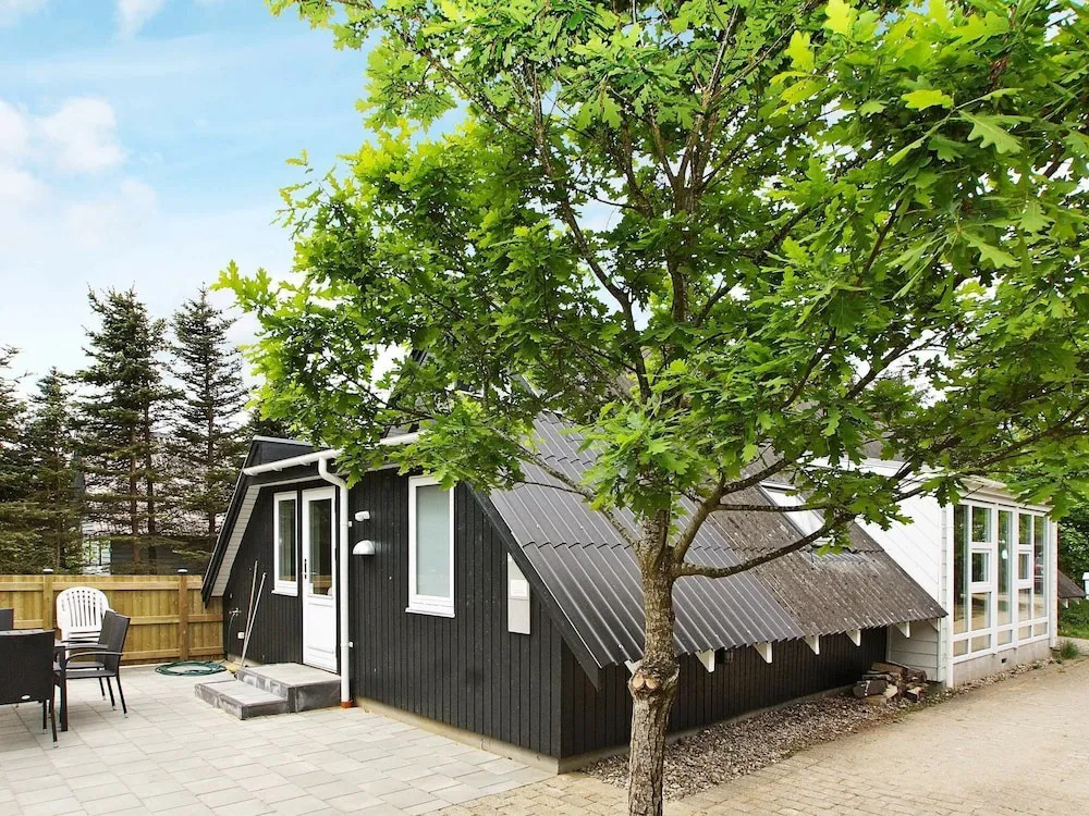 Cozy Seaside Holiday Home in Hemmet With Terrace