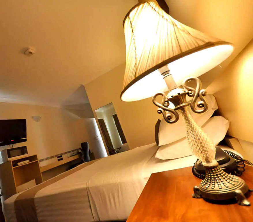 Maraboon Motor Inn