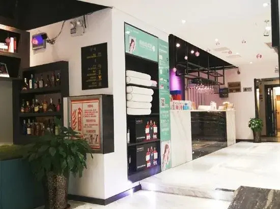 Y  Hotels