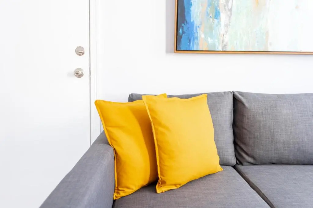 Stylish and Cute 2BR Apartment Near Wrigley!