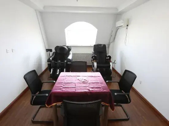 Jinzhou Bohai Exchange and Training Center