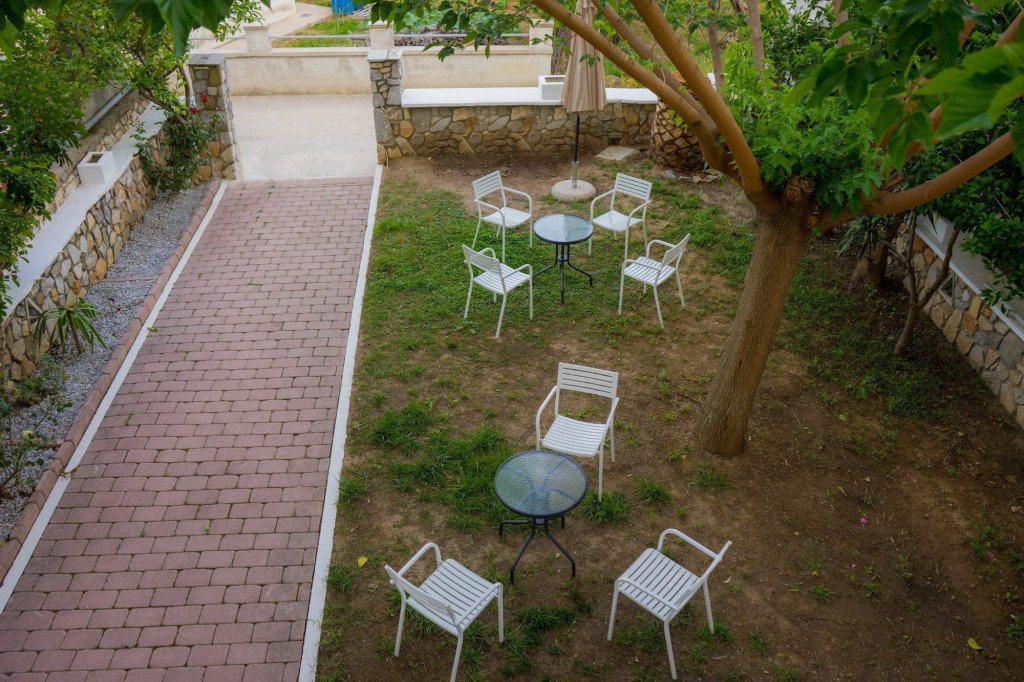 Eos Skiathos