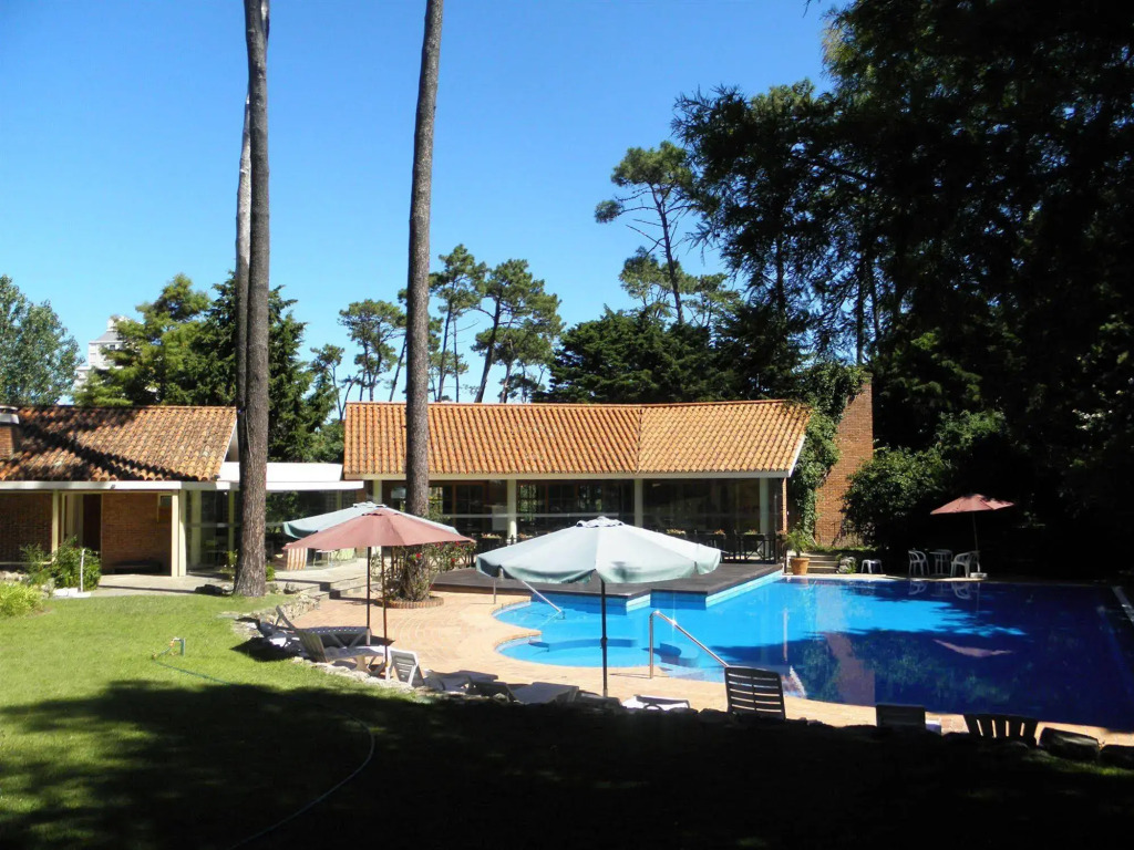 Los Pinos Punta Del Este