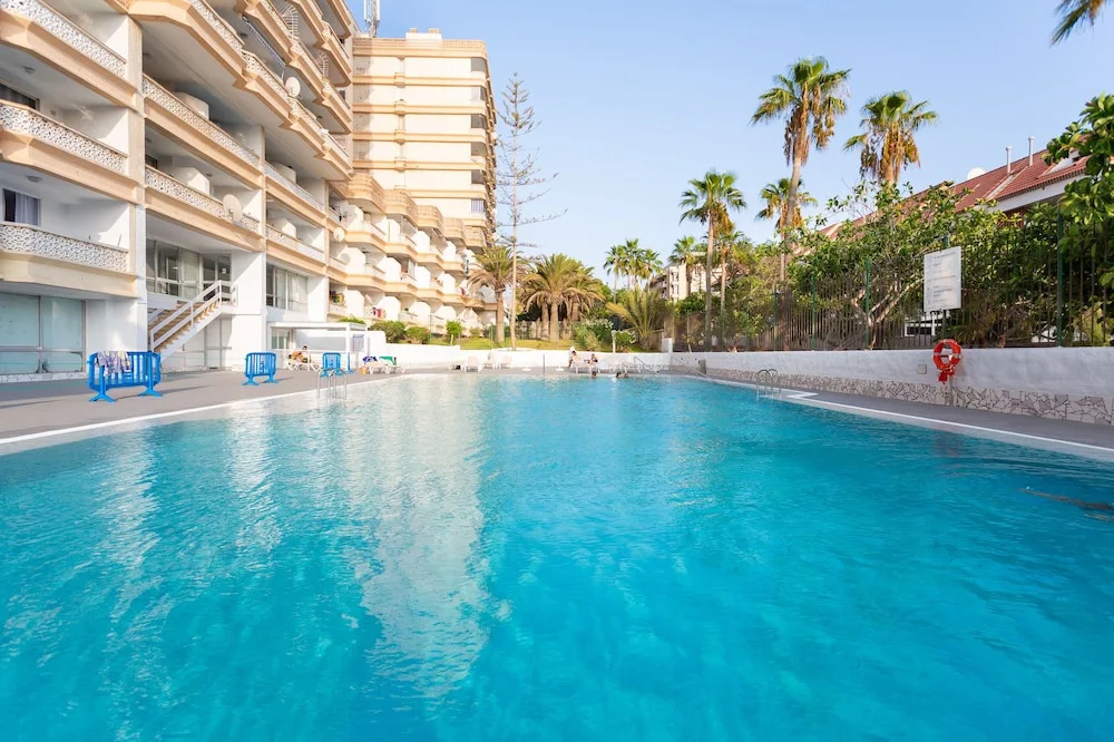 Tenerife South Shore Apartament, Coastal Lifestyle