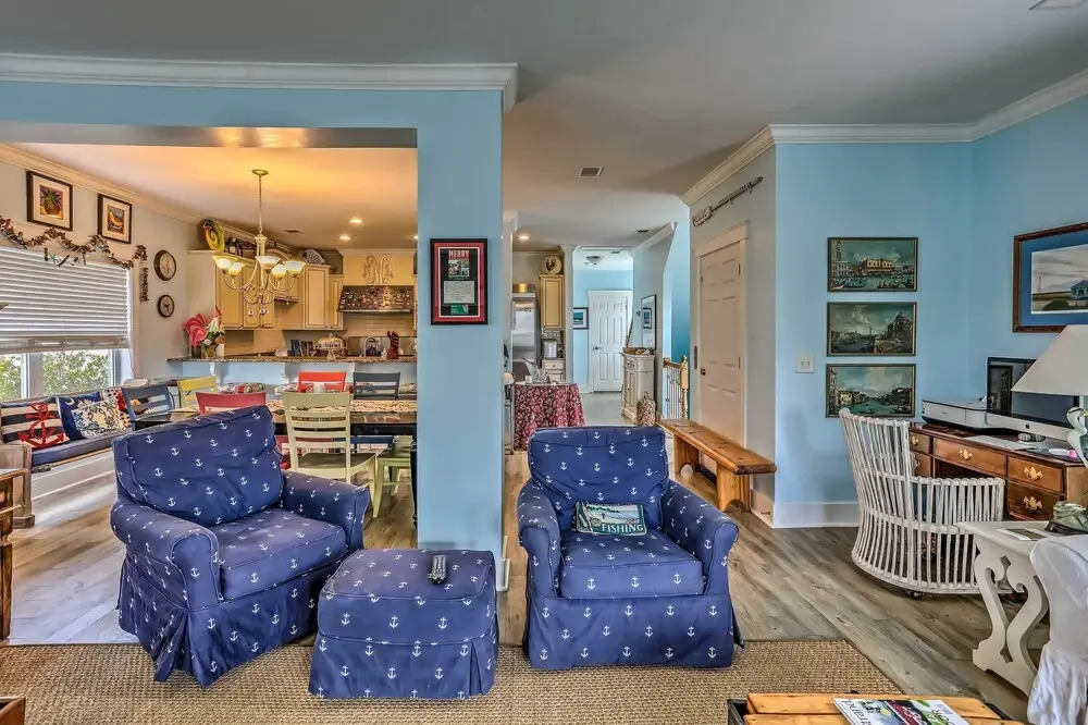 Family Beach Home; Walk to N Litchfield Beach