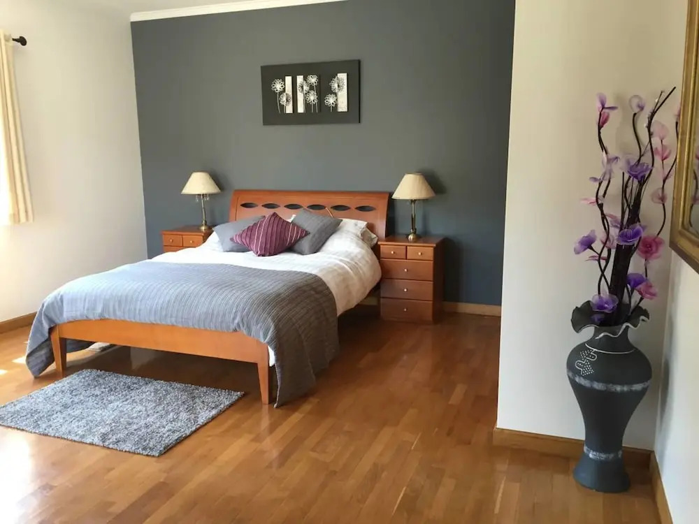 Beautiful detached villa with private pool, Fibre Wi-fi, garden, games room & BBQ