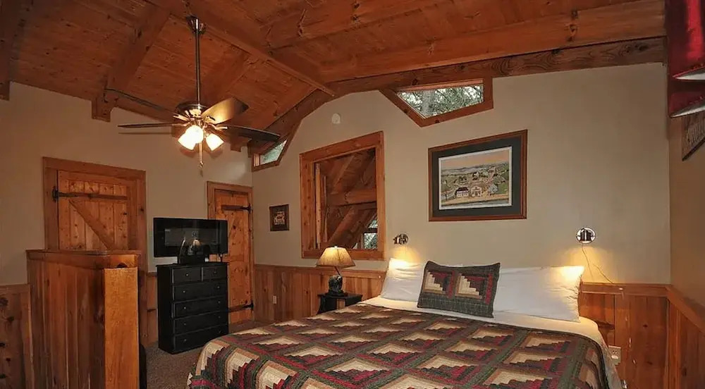 Secluded Sweetheart Escape