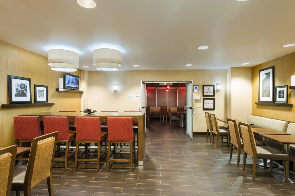 Hampton Inn Manhattan - Times Square South