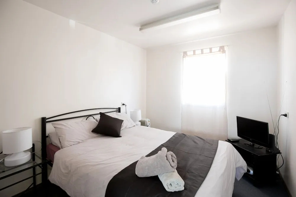 The Nook Backpackers