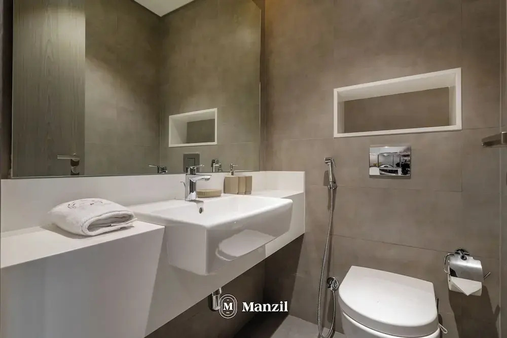 Manzil - 1BR Urban Living near Downtown
