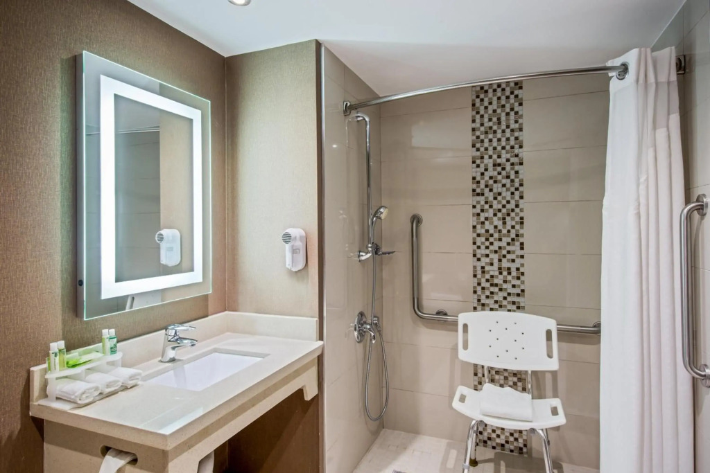 Quality Inn & Suites Regina Downtown