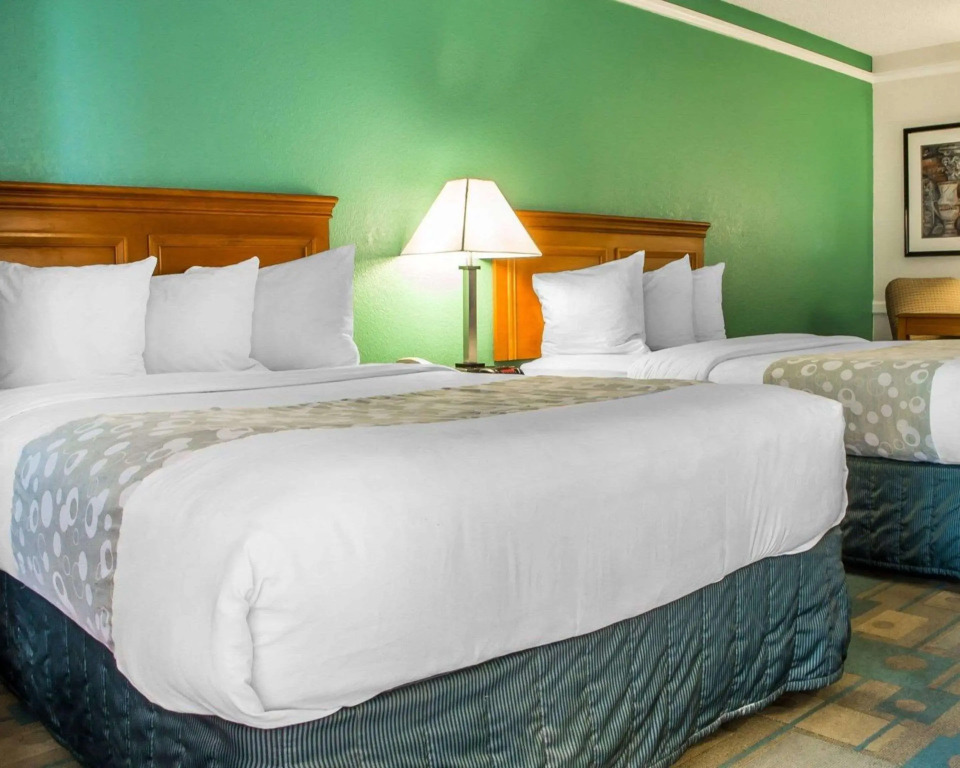 Quality Inn Tulsa Central